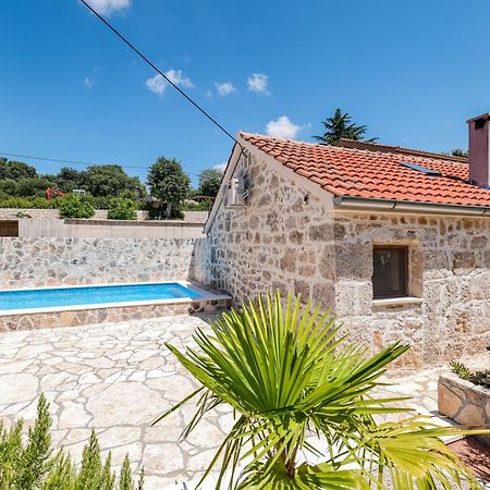 Holiday House Manuela Kruševo Eksteriør billede