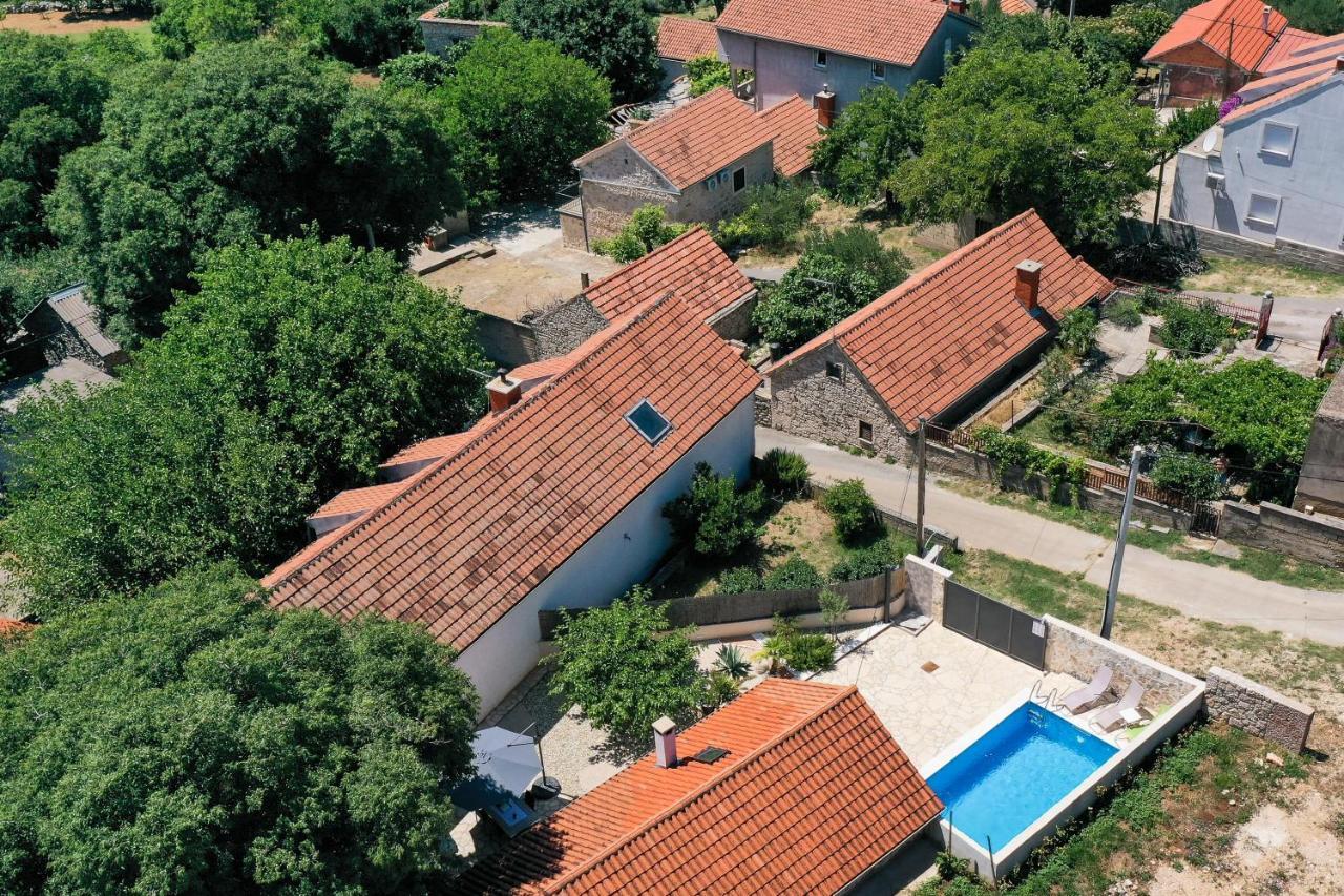 Holiday House Manuela Kruševo Eksteriør billede