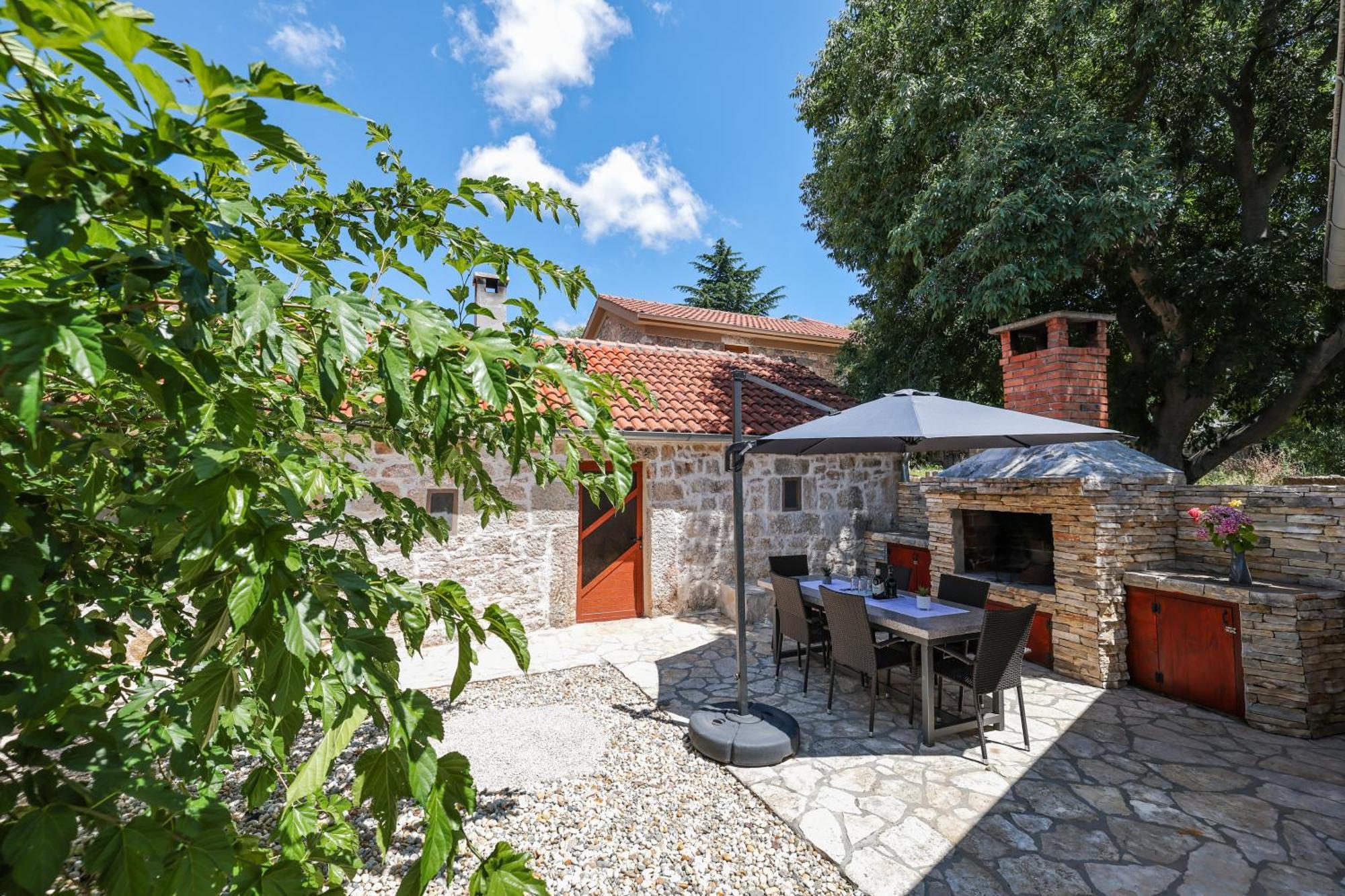 Holiday House Manuela Kruševo Eksteriør billede