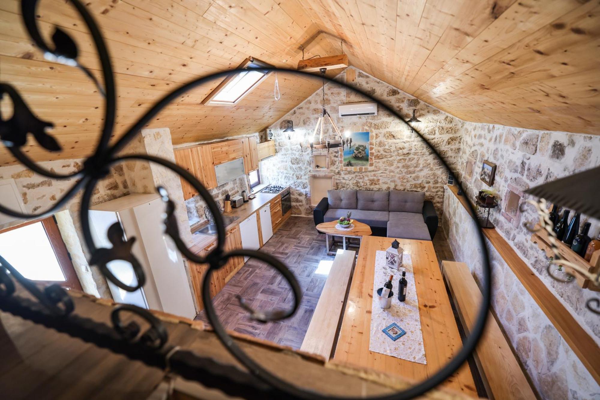 Holiday House Manuela Kruševo Eksteriør billede